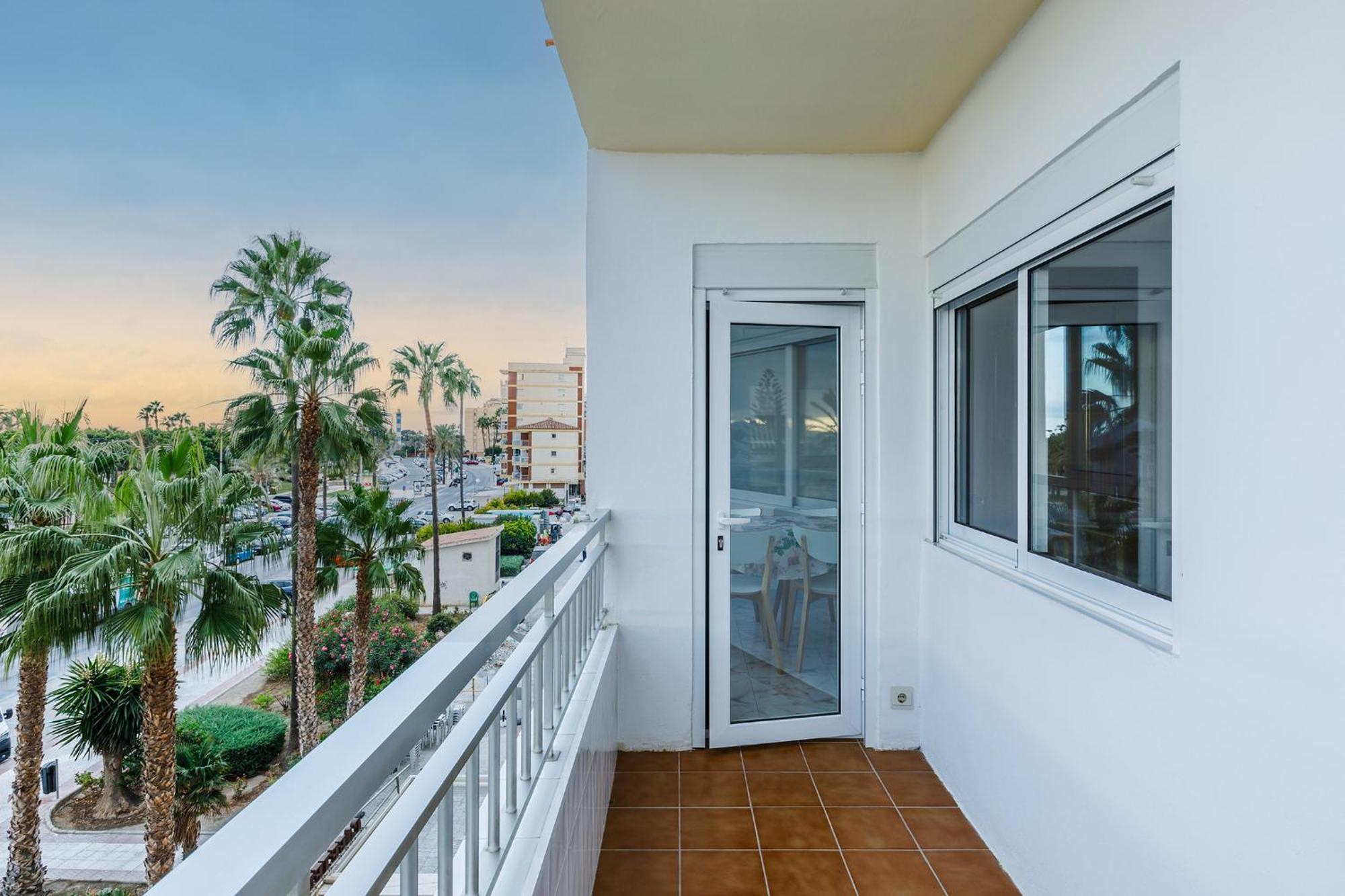 Ferienwohnung A&N Neptuno Torre Del Mar Exterior foto